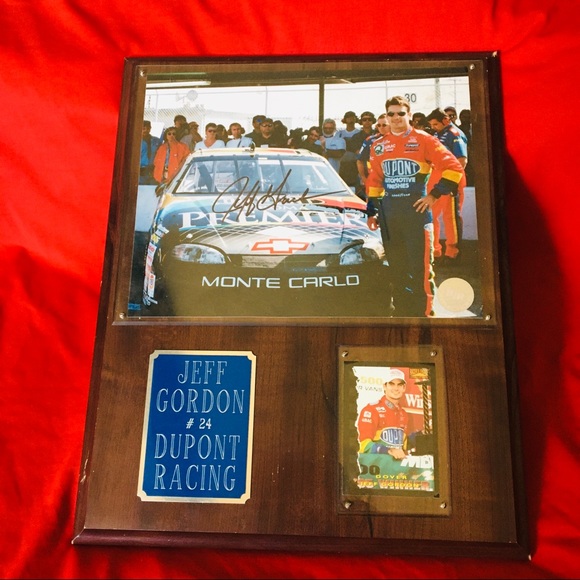 NASCAR Jeff Gordon signed plaque and shirt set - Picture 4 of 5